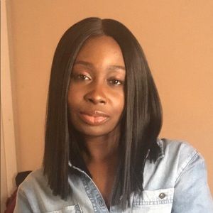 Meet your Posher, Dennisha